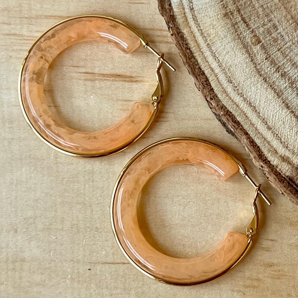 Peach Swirl Hoops - Picture 6 of 10